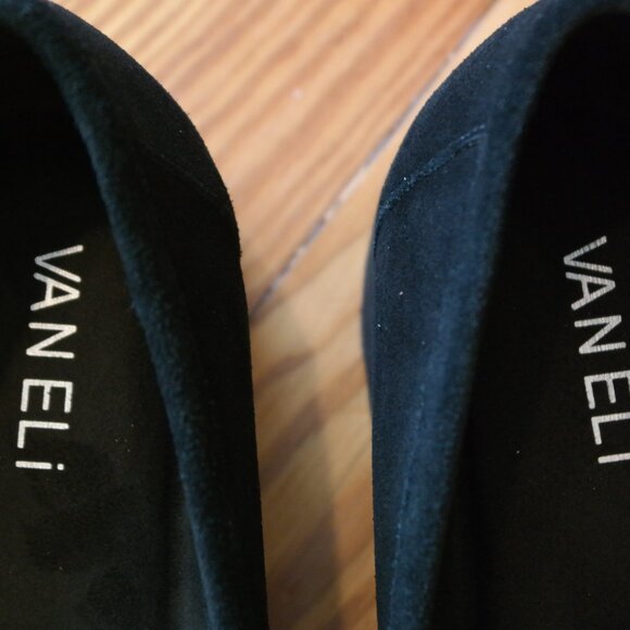 VANELI Women's Zeus Loafer Size 9.5 Black w/ Silver Chain - Picture 5 of 14